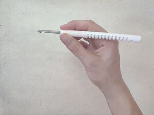 Stift Handhaltung.jpg